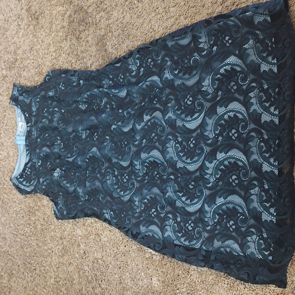 Miss pinky- Black lace. Dress L